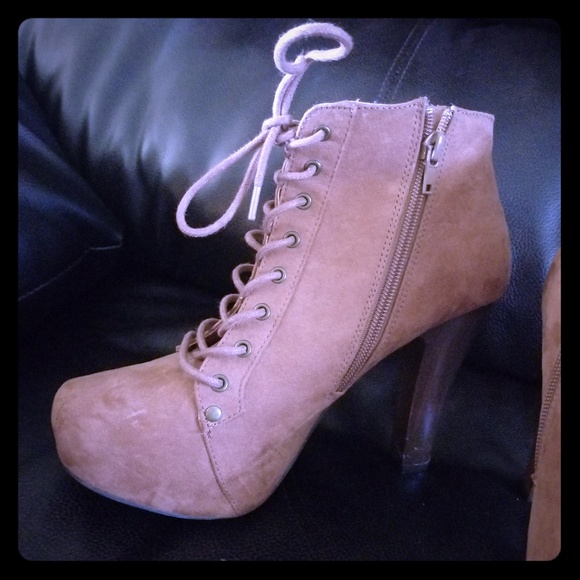 Charlotte Russe Booties - Picture 1 of 3